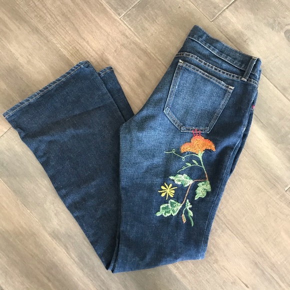 Gap Low Rise Flare with Floral Embroidery-Sz10 - Picture 7 of 10